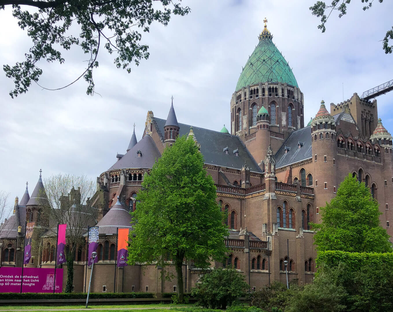 klim naar het licht koepel kathedraal Haarlem